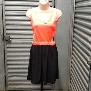 Junior's Medium, Peach and Black, Dress